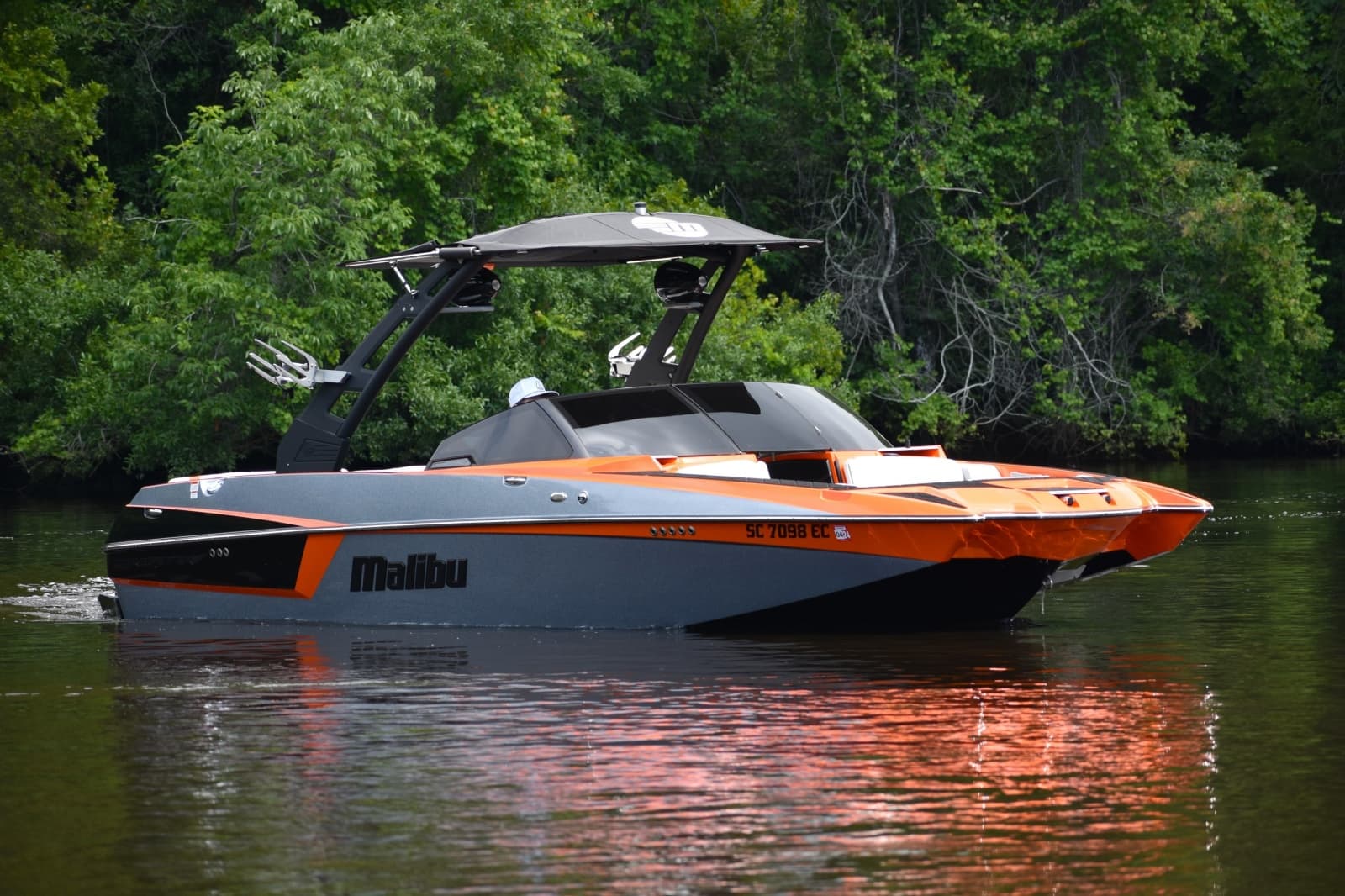 2020 Malibu Wakesetter 22 MXZ