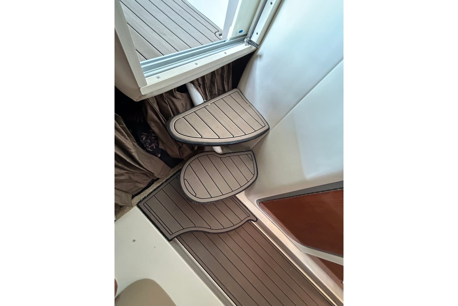 2005 Four Winns 288 Vista