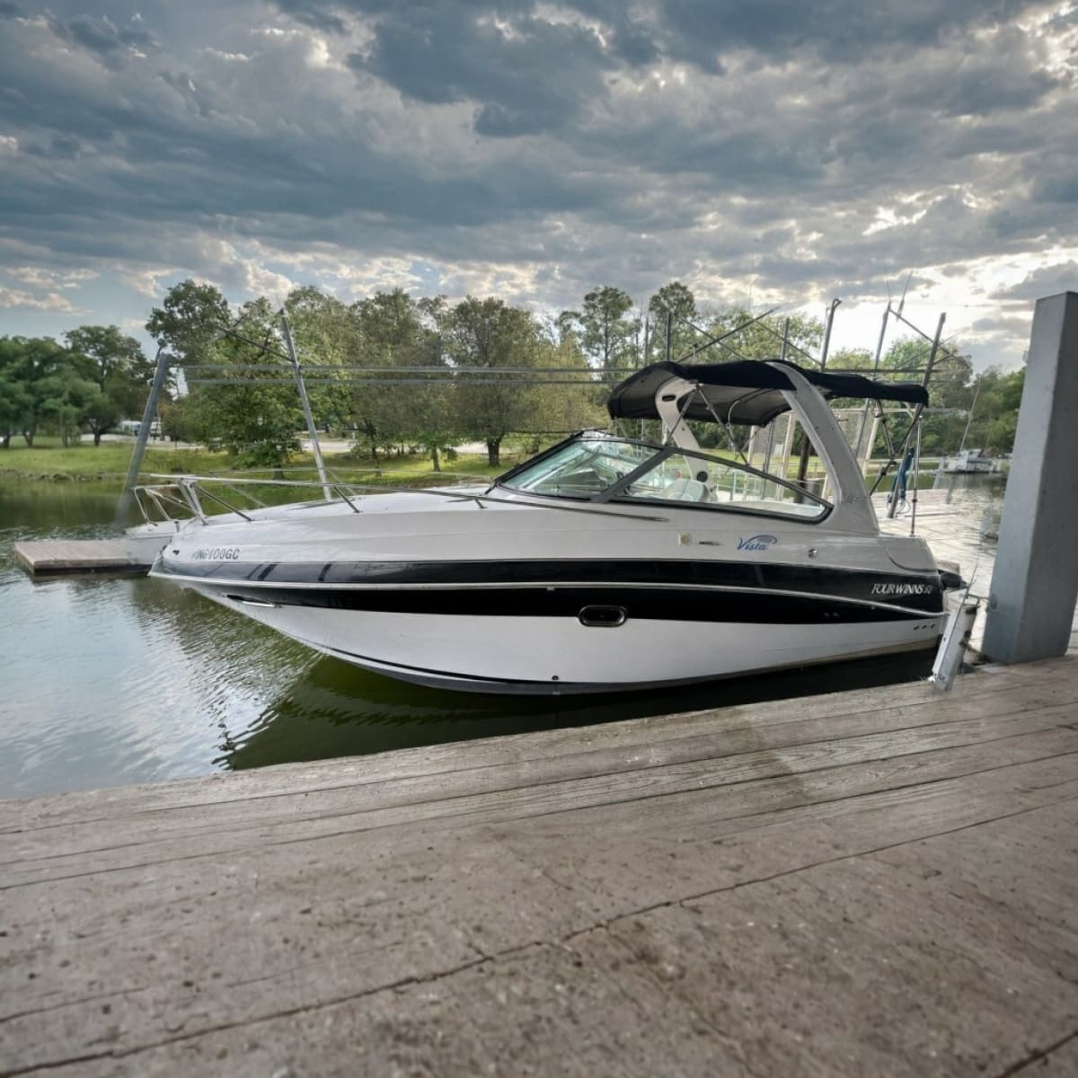 2005 Four Winns 288 Vista