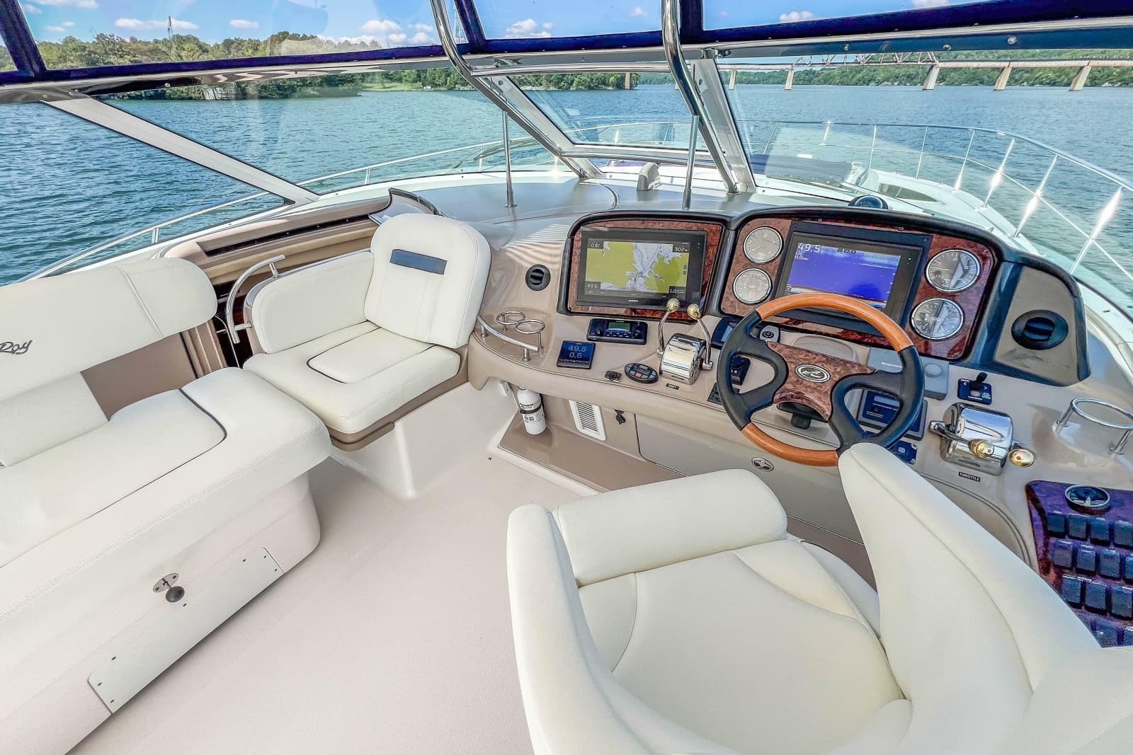 2005 Sea Ray 500 Sundancer
