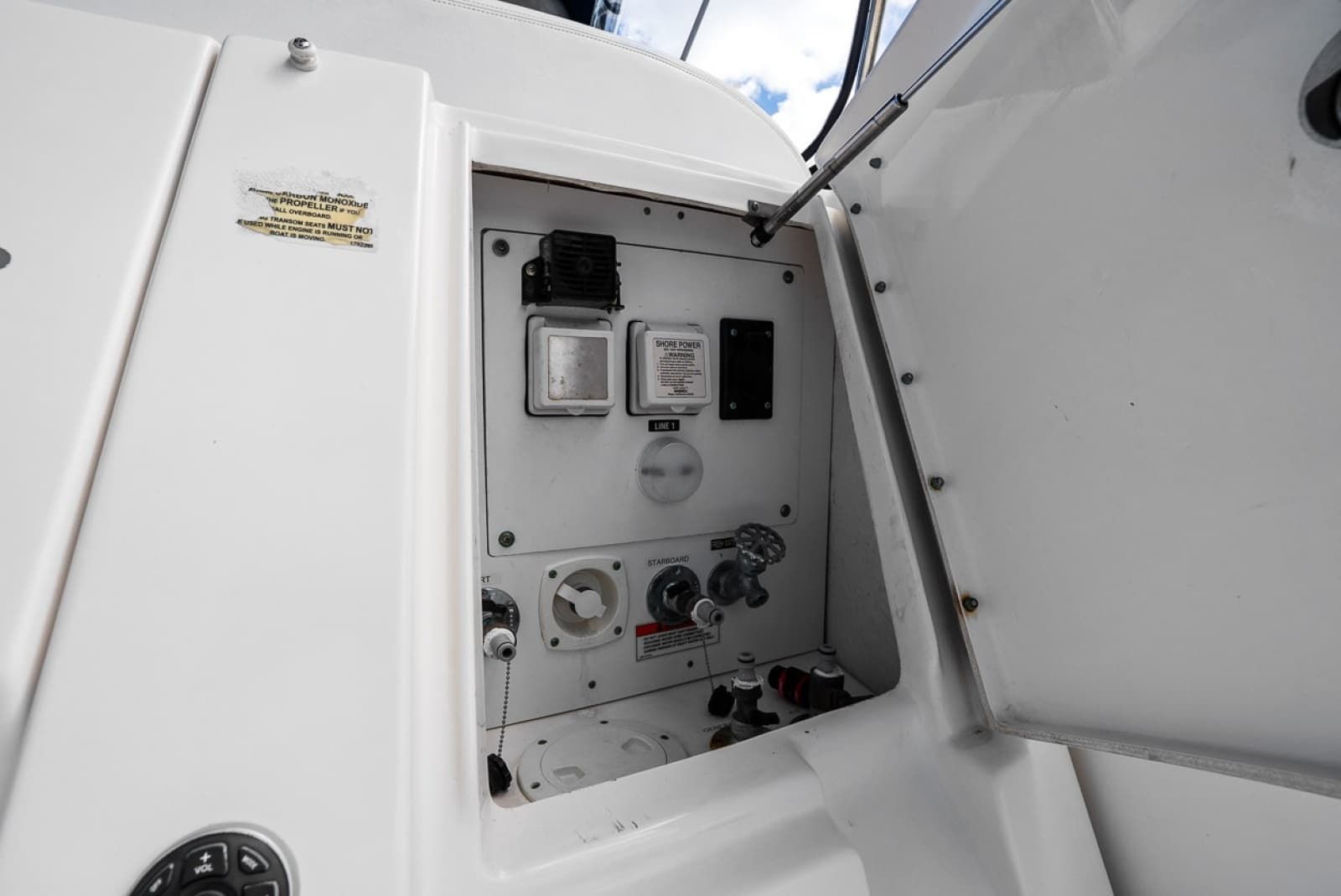 Shore Power Plug-in
