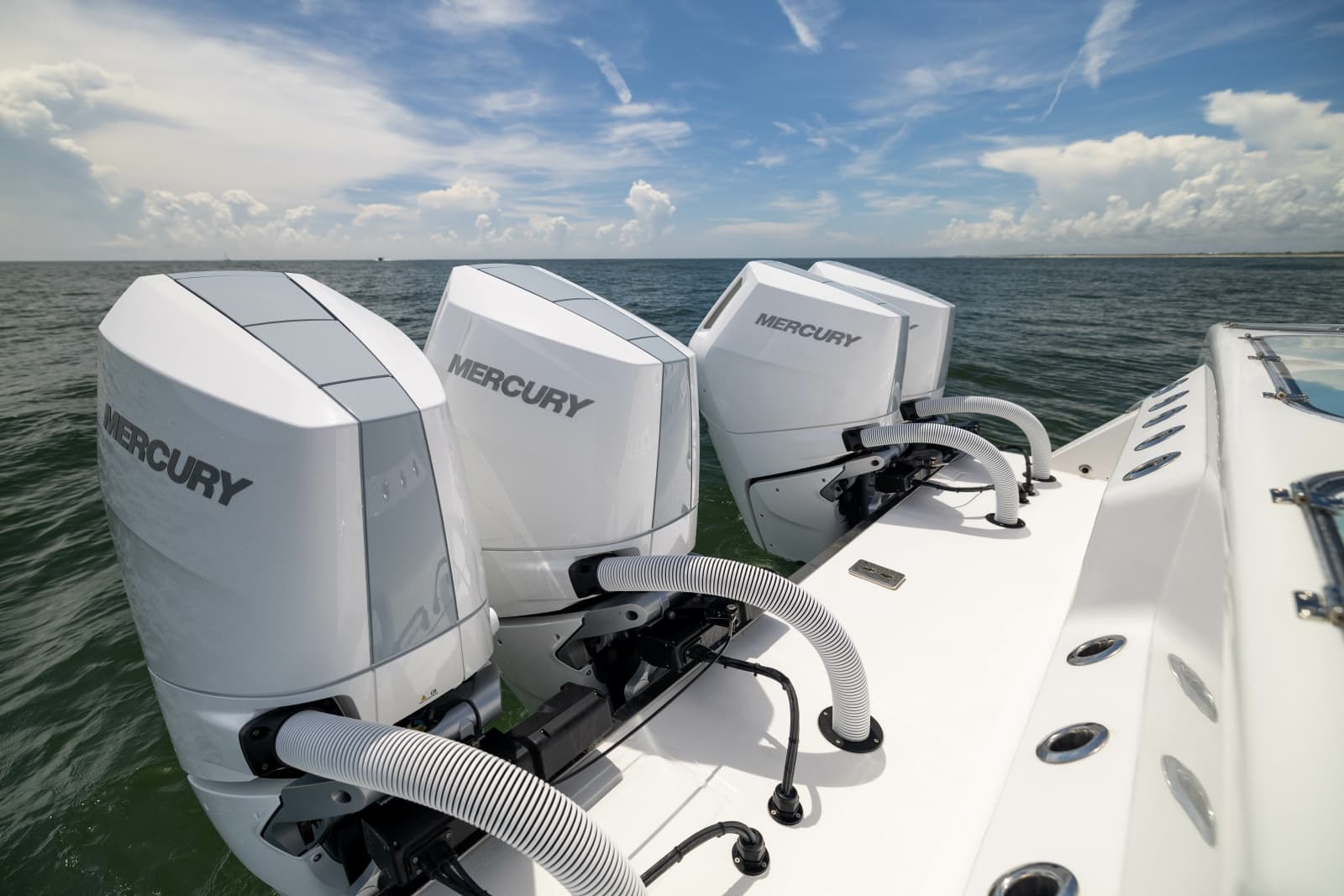 2026 Front Runner Catamaran