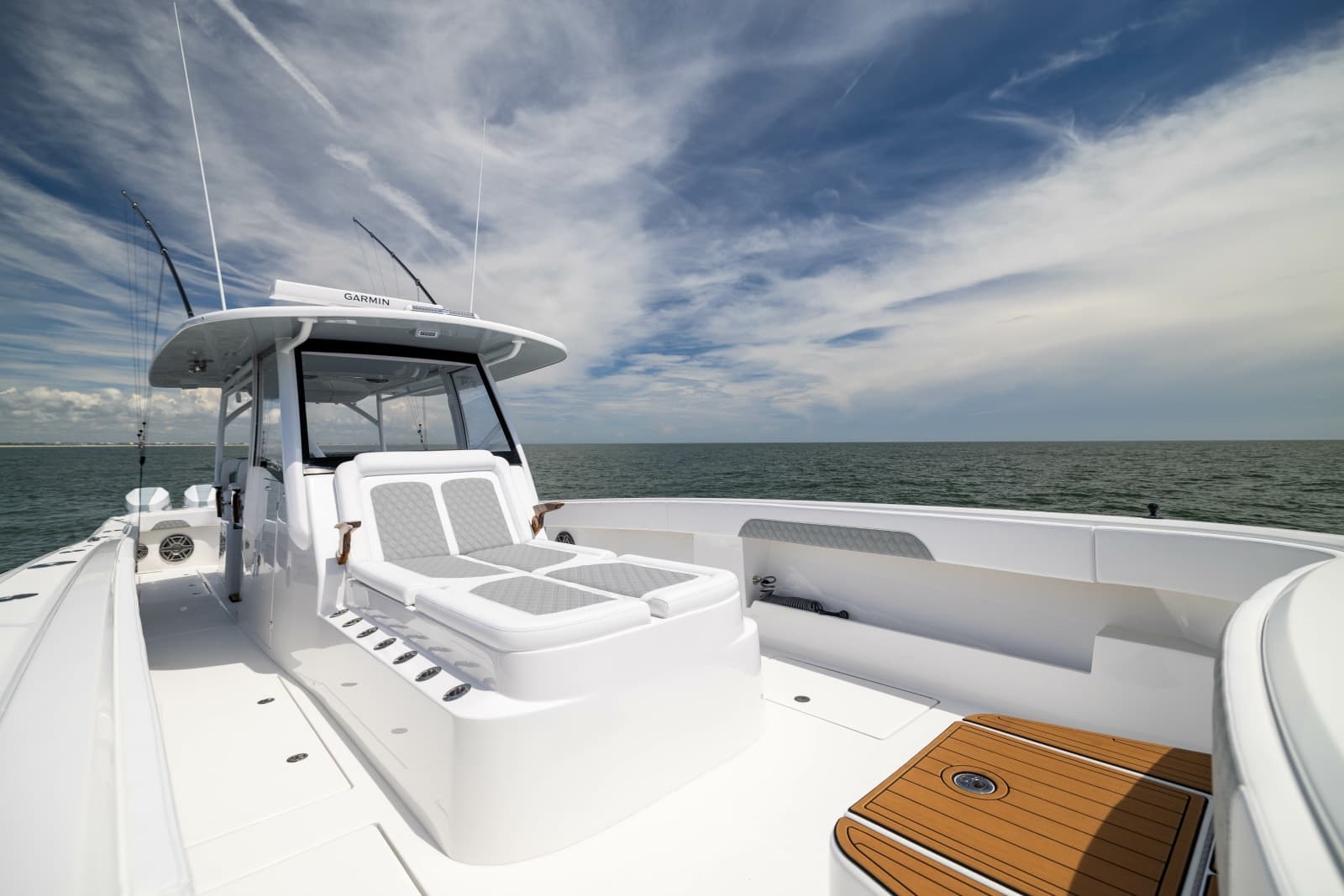 2026 Front Runner Catamaran