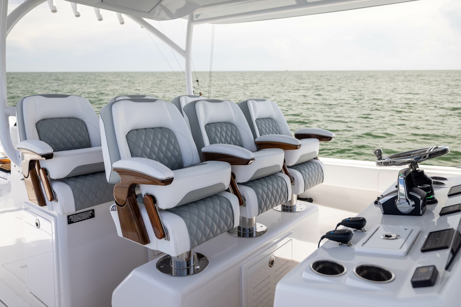 2026 Front Runner Catamaran