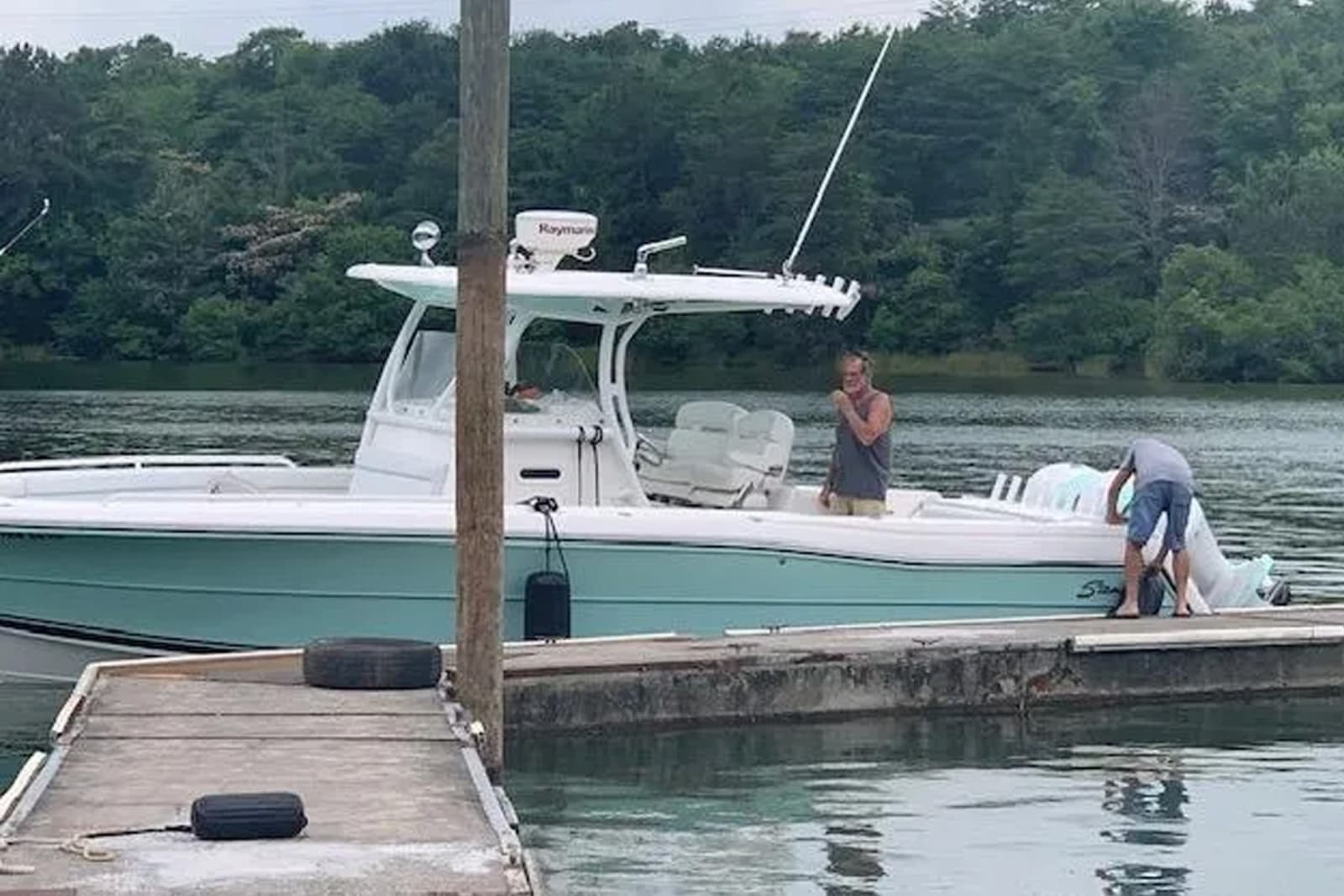 2016 Stamas 326 Tarpon