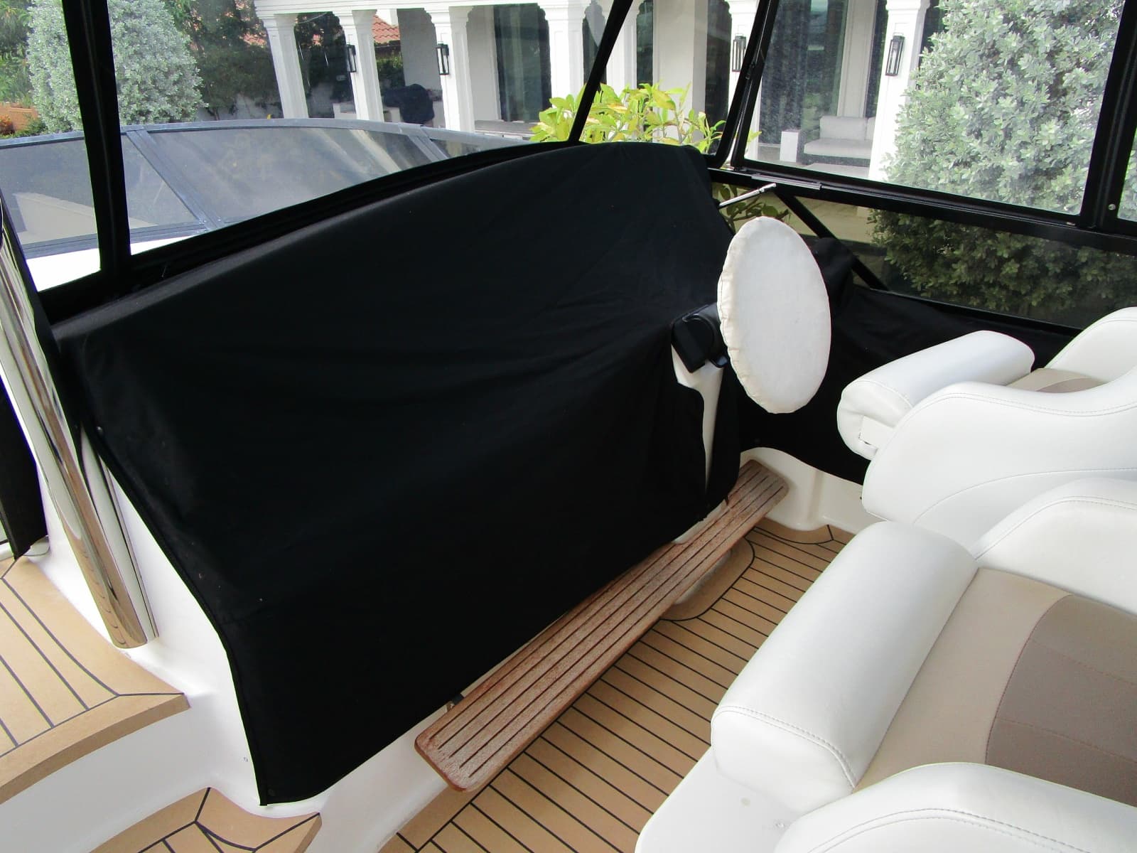 Full Helm Cover