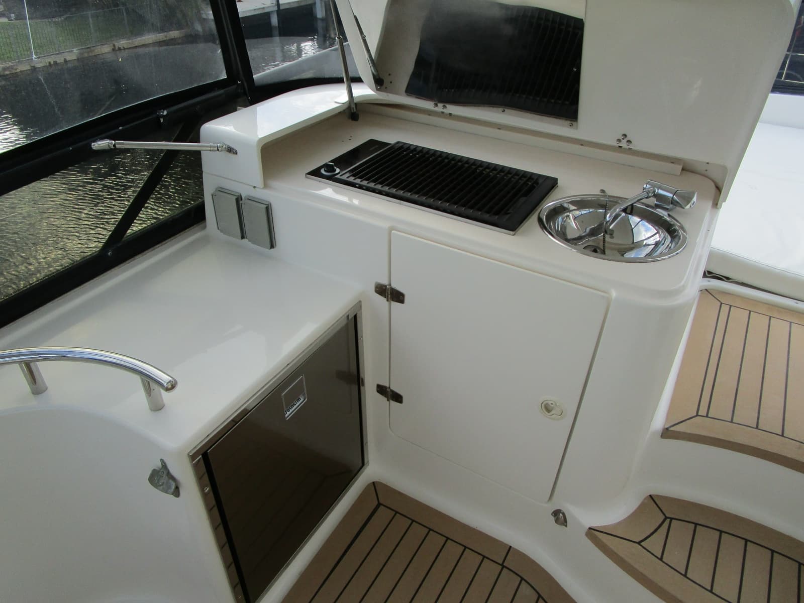 Flybridge Grill