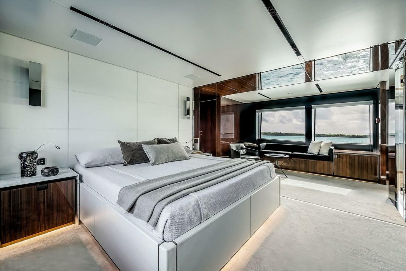 2023 Riva Bellissima
