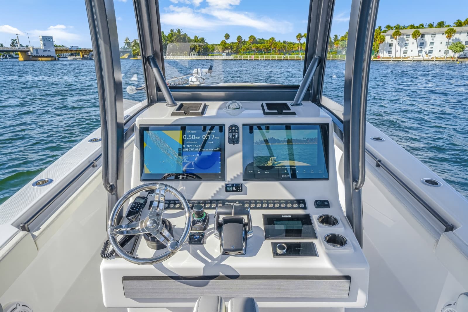 2024 Front Runner 33 Center Console