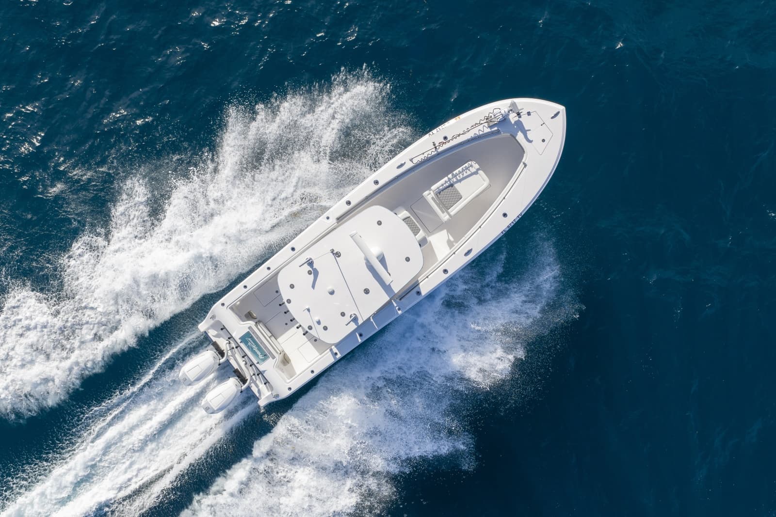2024 Front Runner 33 Center Console