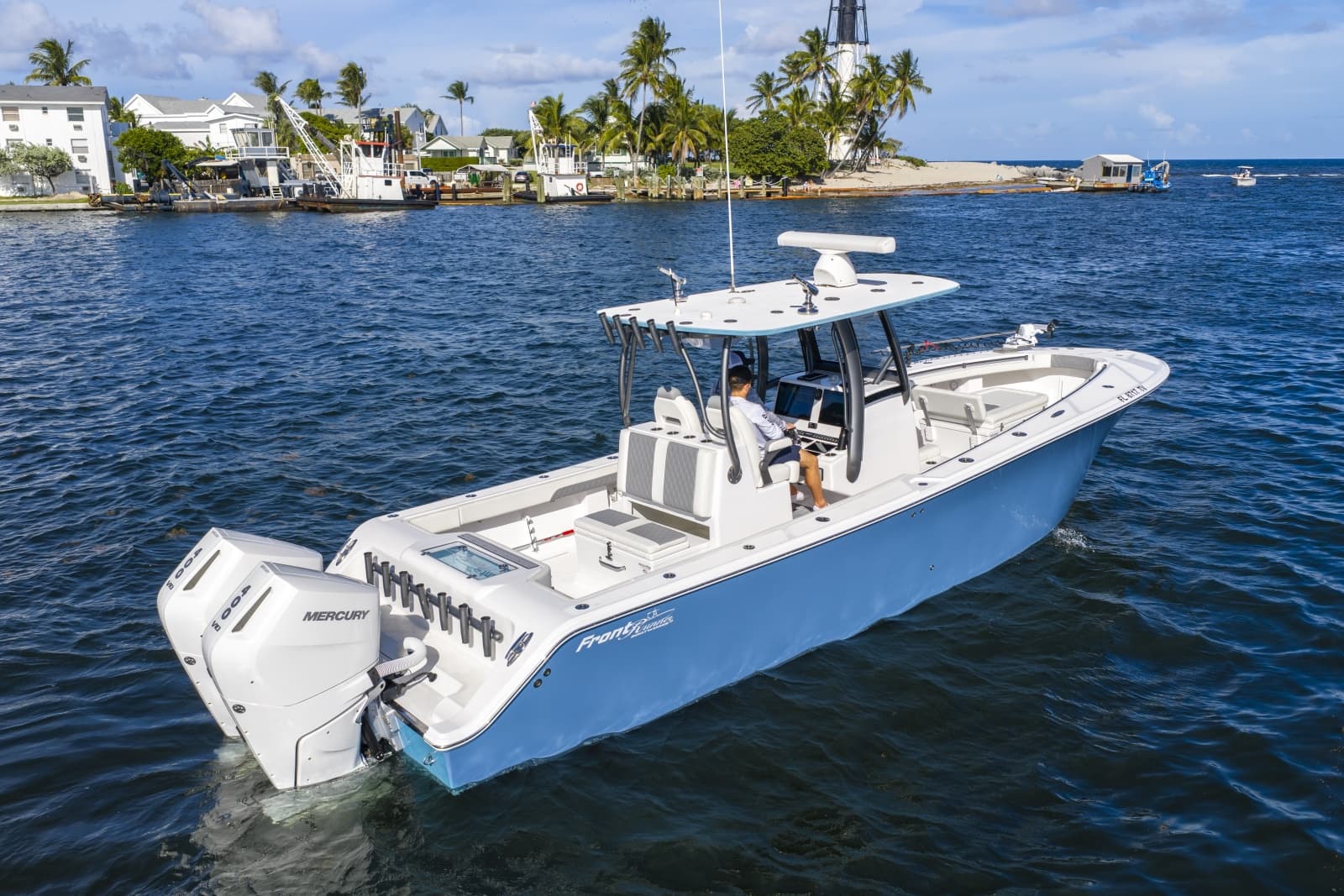 2024 Front Runner 33 Center Console