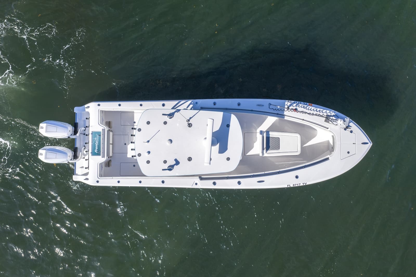 2024 Front Runner 33 Center Console