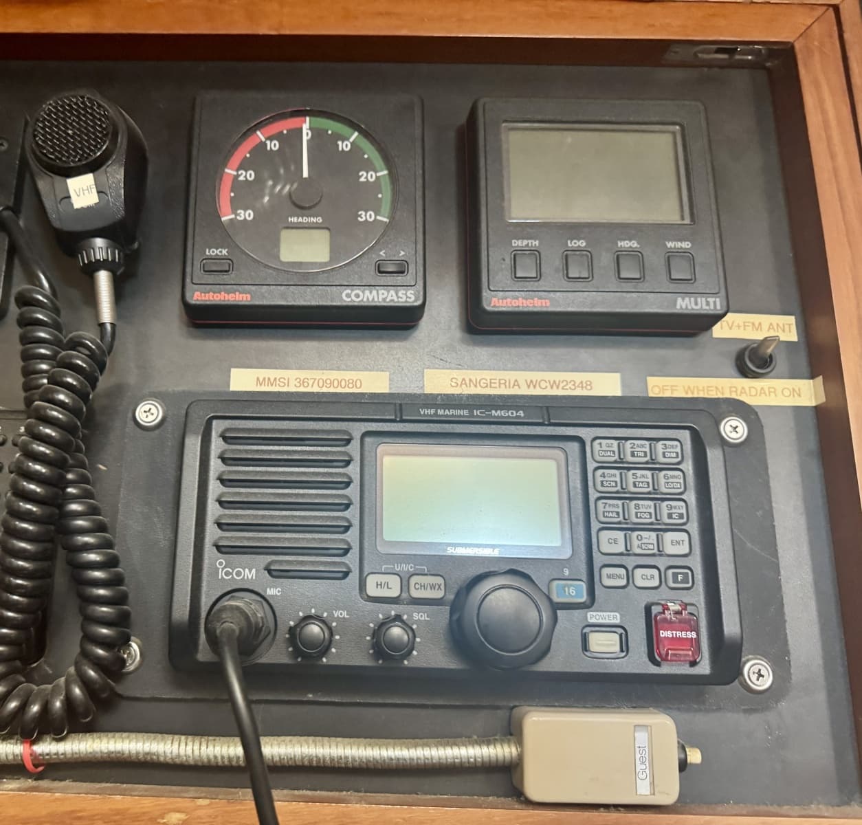 1990 Passport Royal Passport 49