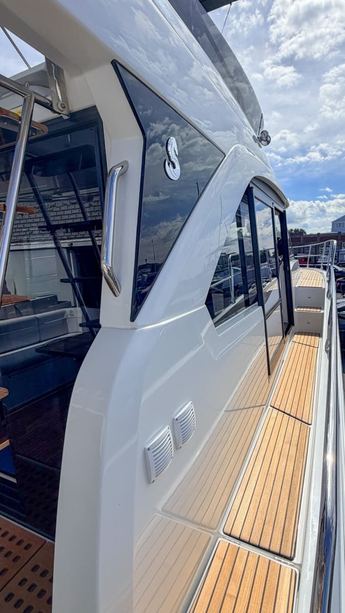 2027 Beneteau Antares 12 Fly