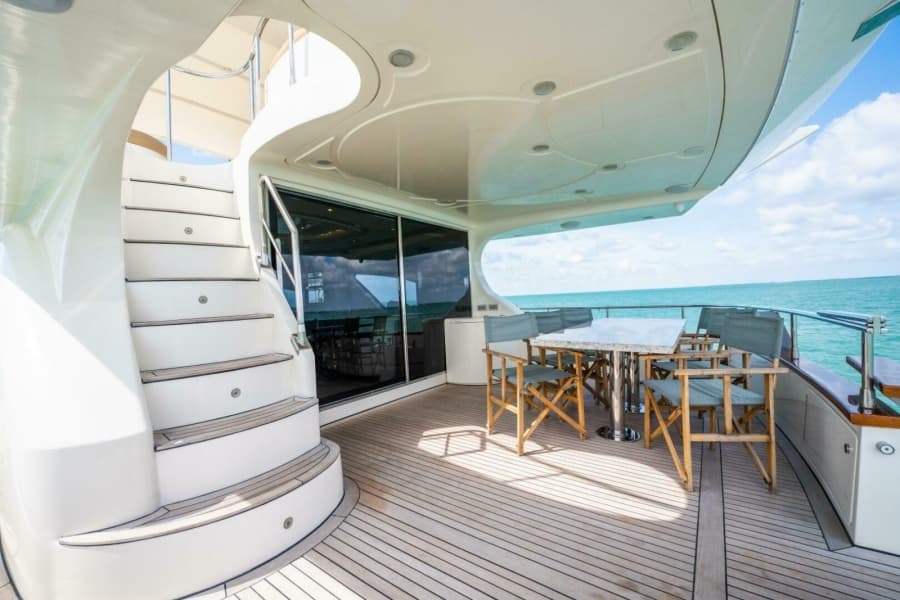 2004 Azimut 80 Carat