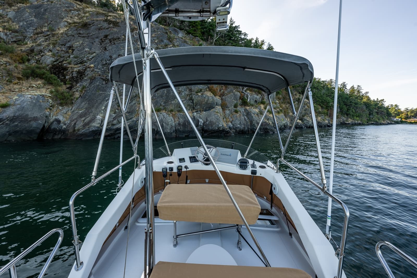 2016 Ranger Tugs R-31 CB