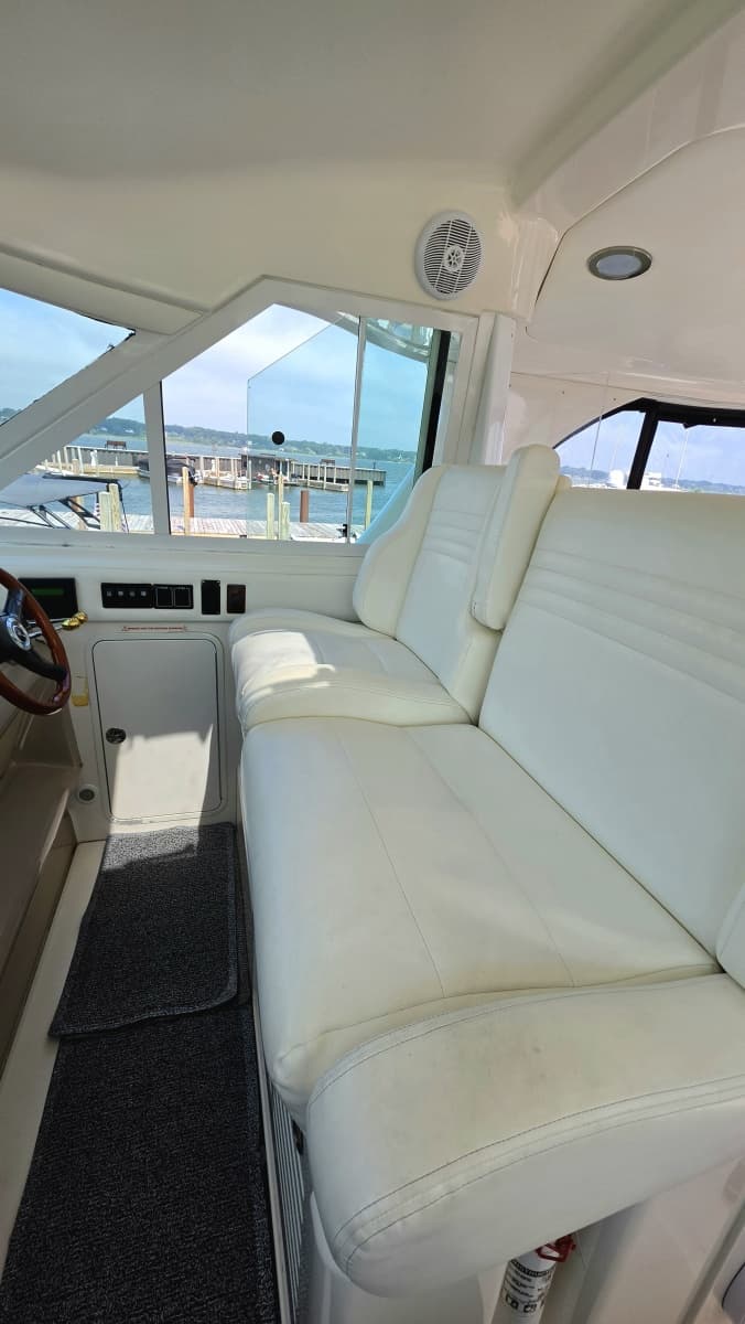 2004 Sea Ray 480 Motor Yacht
