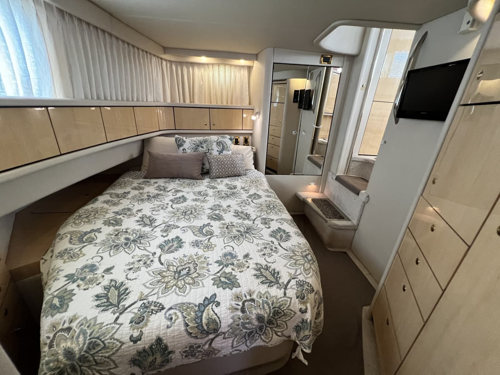 1999 Sea Ray 370 AC