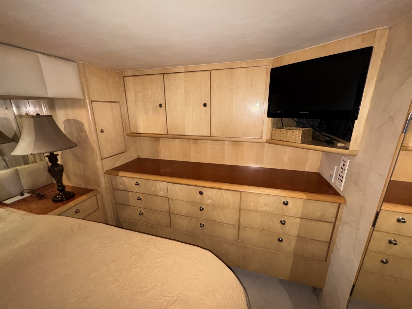 2002 Ocean Yachts 56 Super Sport