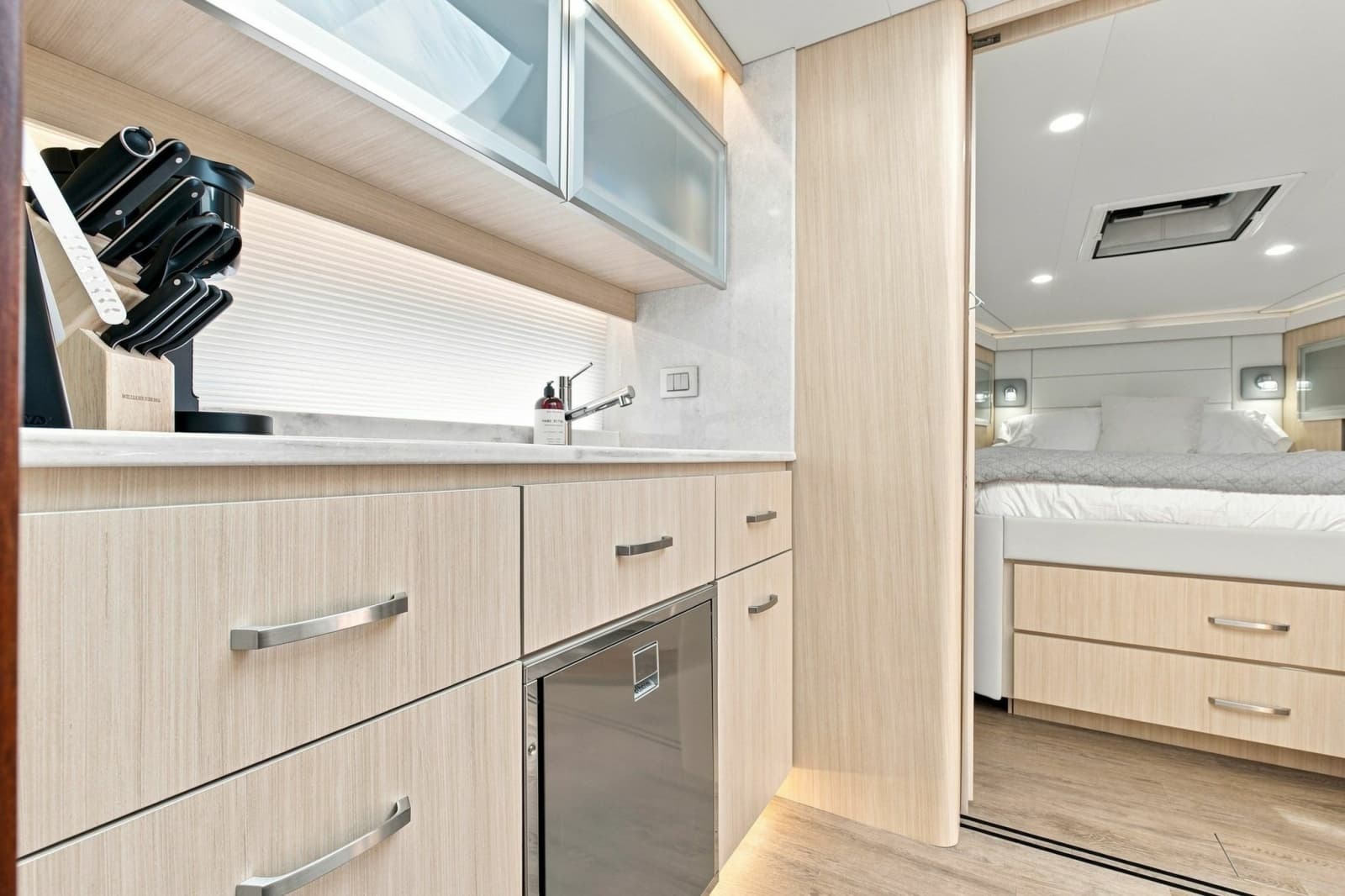 2025 Regal 42 Grande Coup