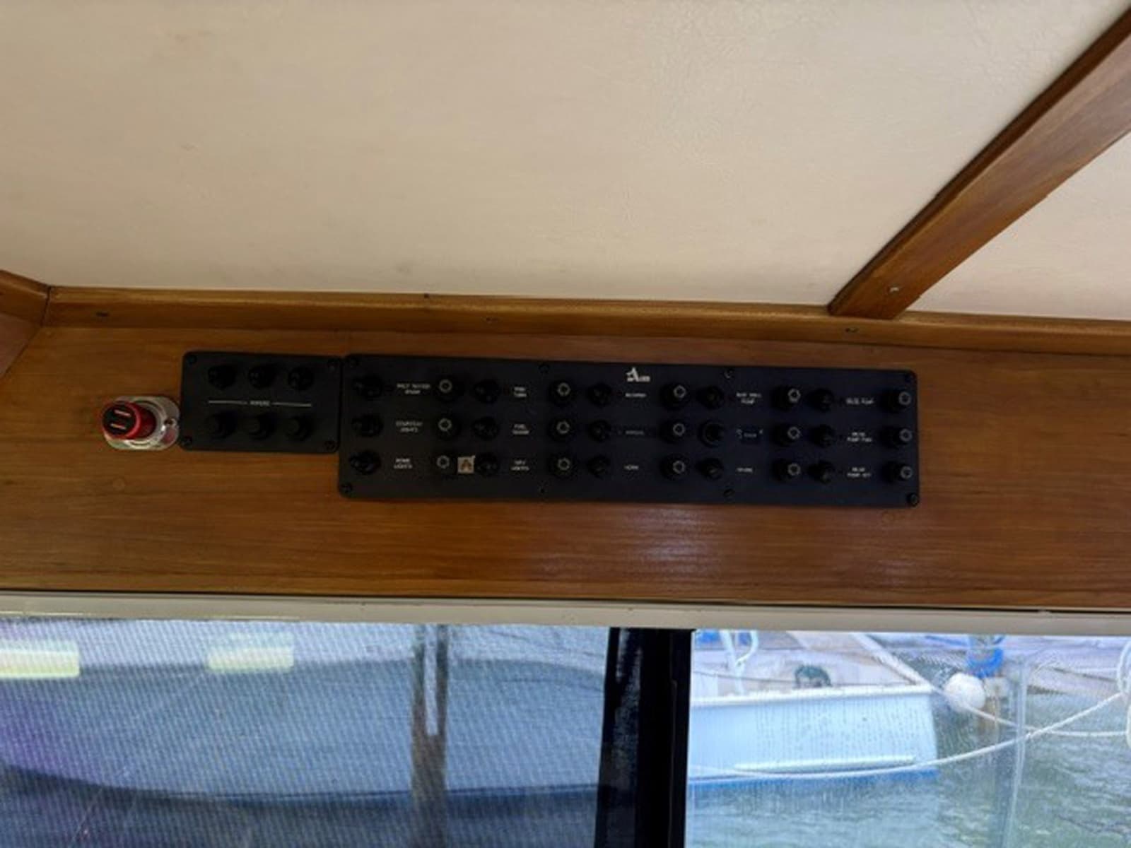 2001 Albin 35 Tournament Express