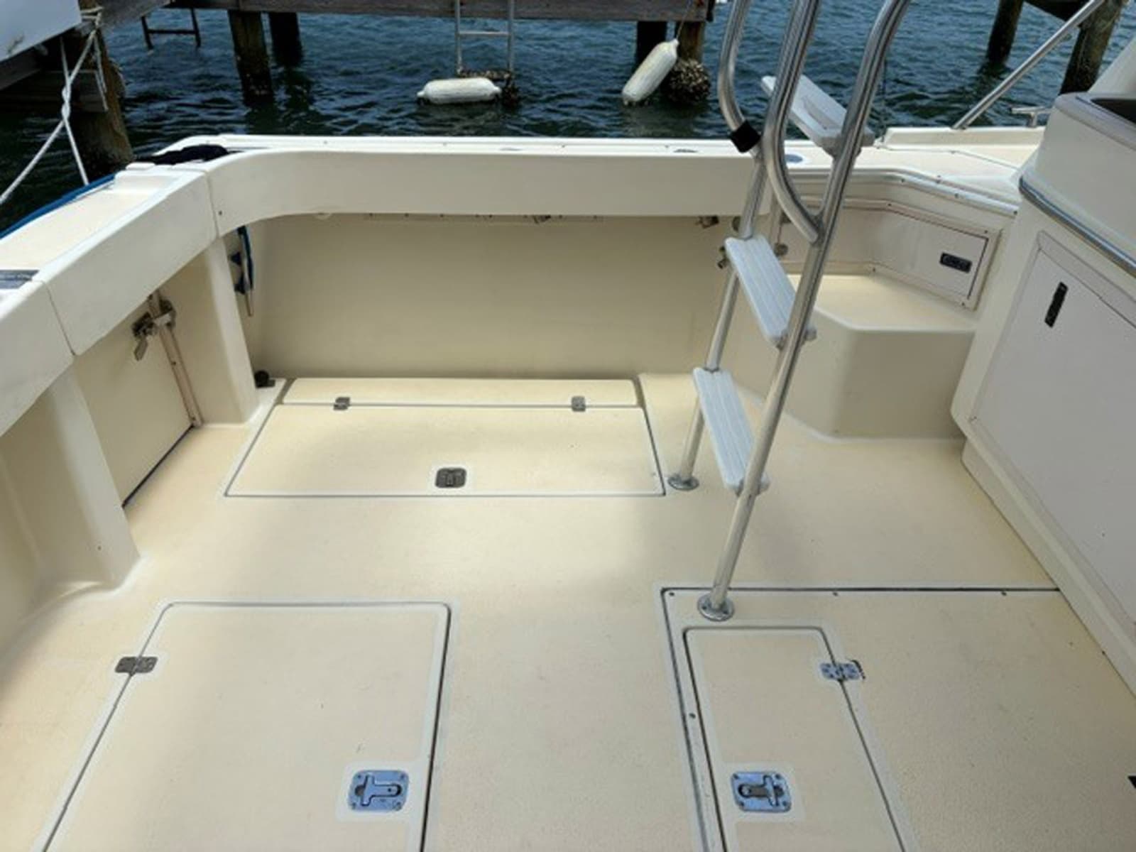 2001 Albin 35 Tournament Express