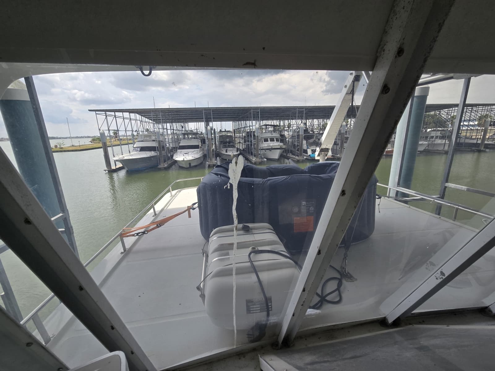 1988 Marine Trader Montechristo 56