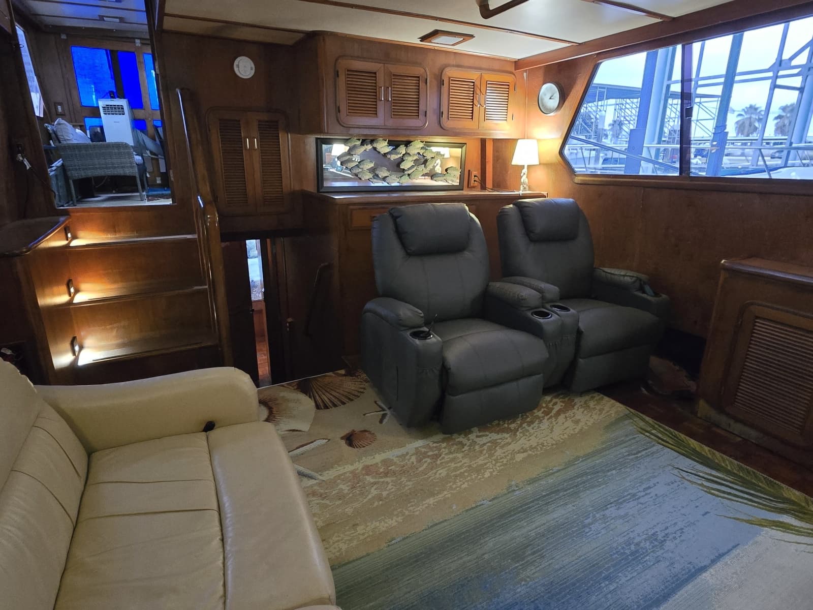 1988 Marine Trader Montechristo 56