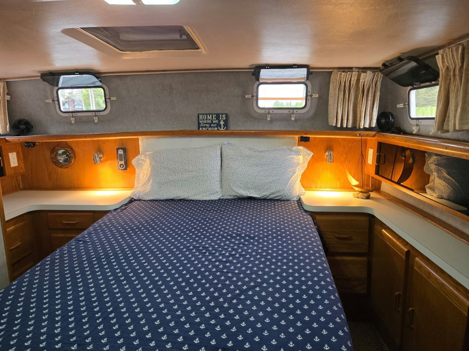 1988 Mainship Double Cabin