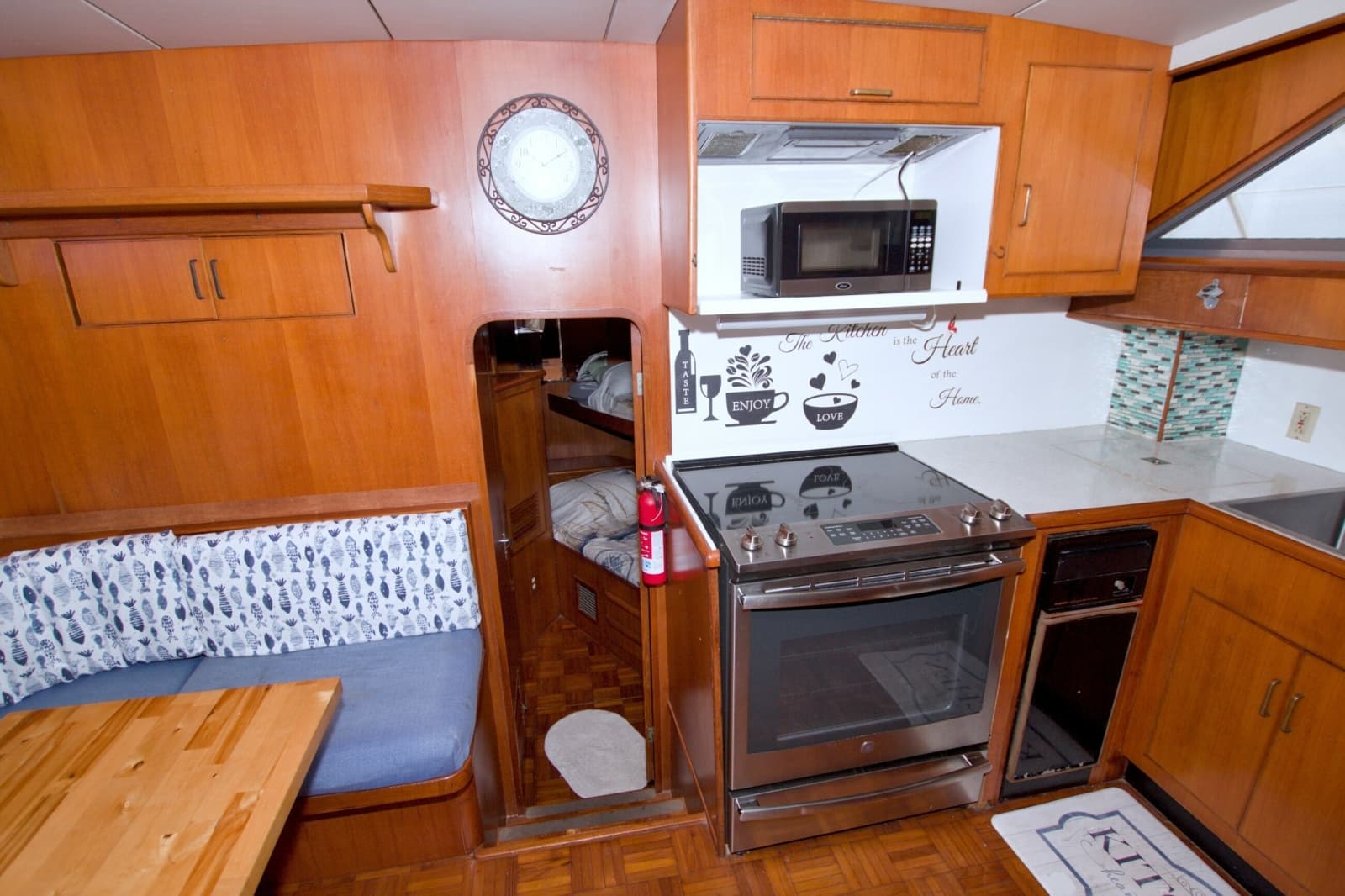 1994 Jefferson Marquessa 56 Extended Deckhouse