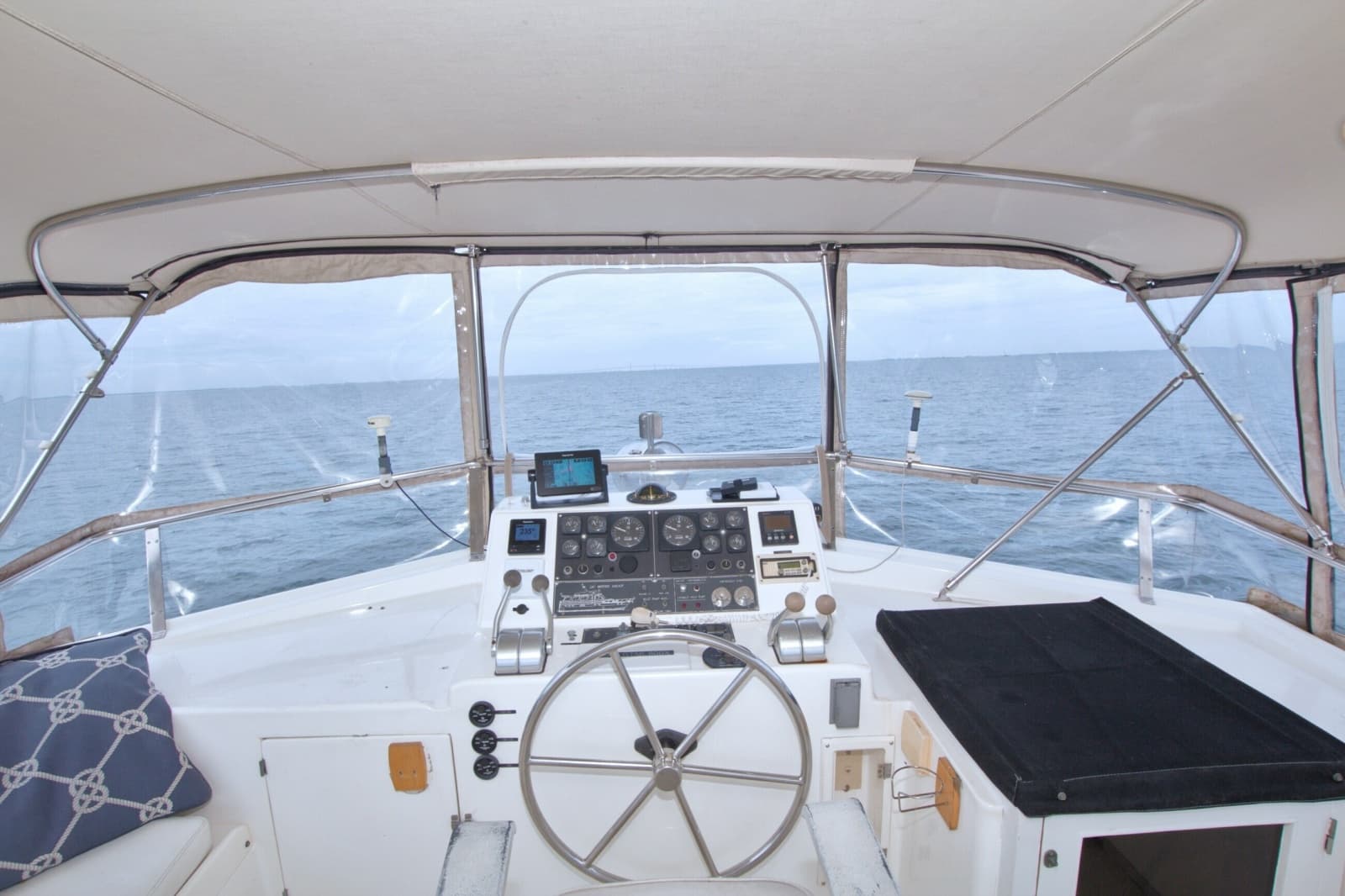 1994 Jefferson Marquessa 56 Extended Deckhouse