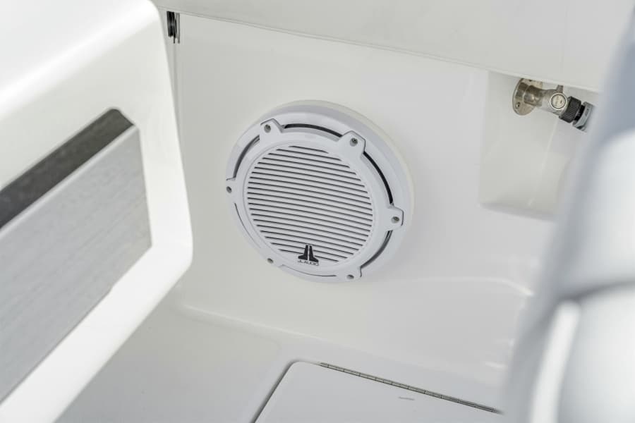 2024 Front Runner 33 Center Console