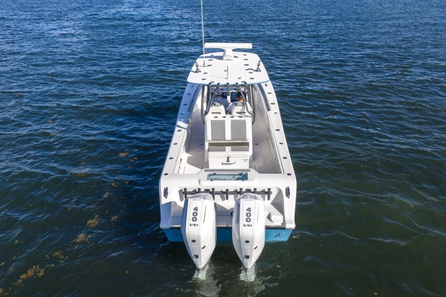 2024 Front Runner 33 Center Console