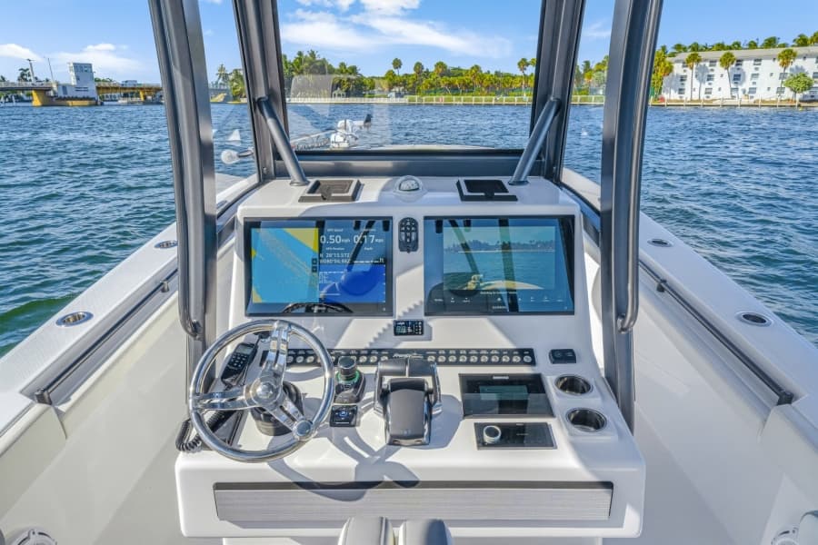 2024 Front Runner 33 Center Console