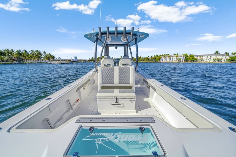 2024 Front Runner 33 Center Console