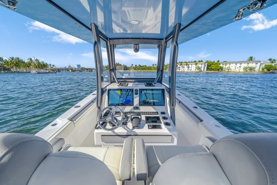 2024 Front Runner 33 Center Console