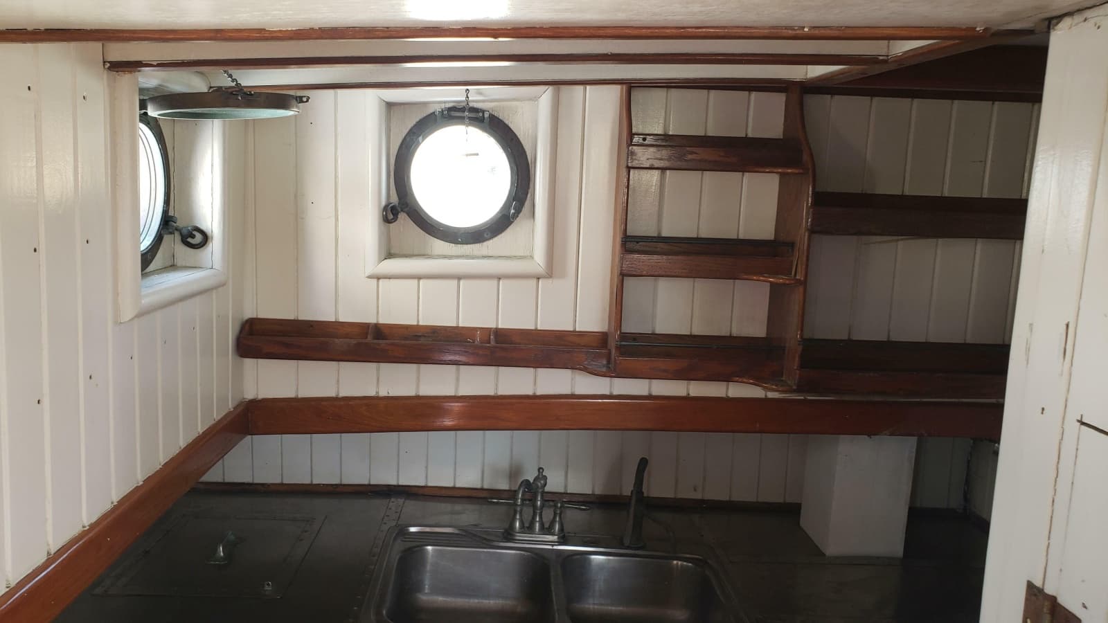 1996 Custom Biloxi Schooner
