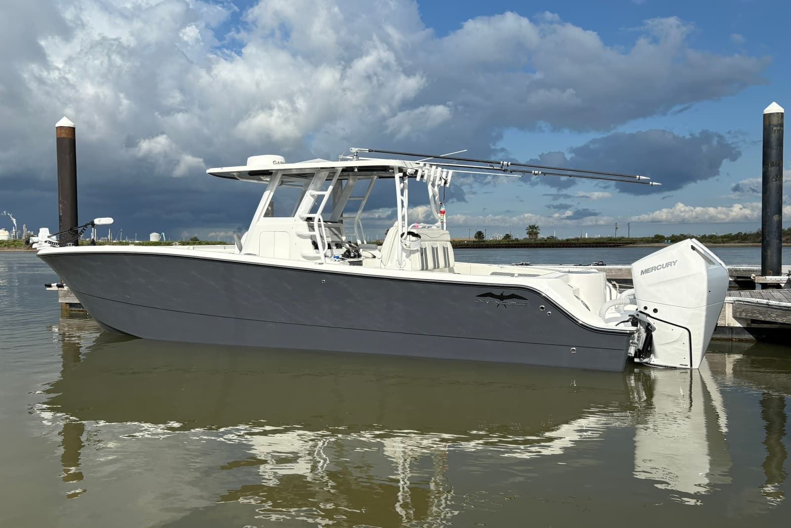 2024 Invincible 33 Catamaran