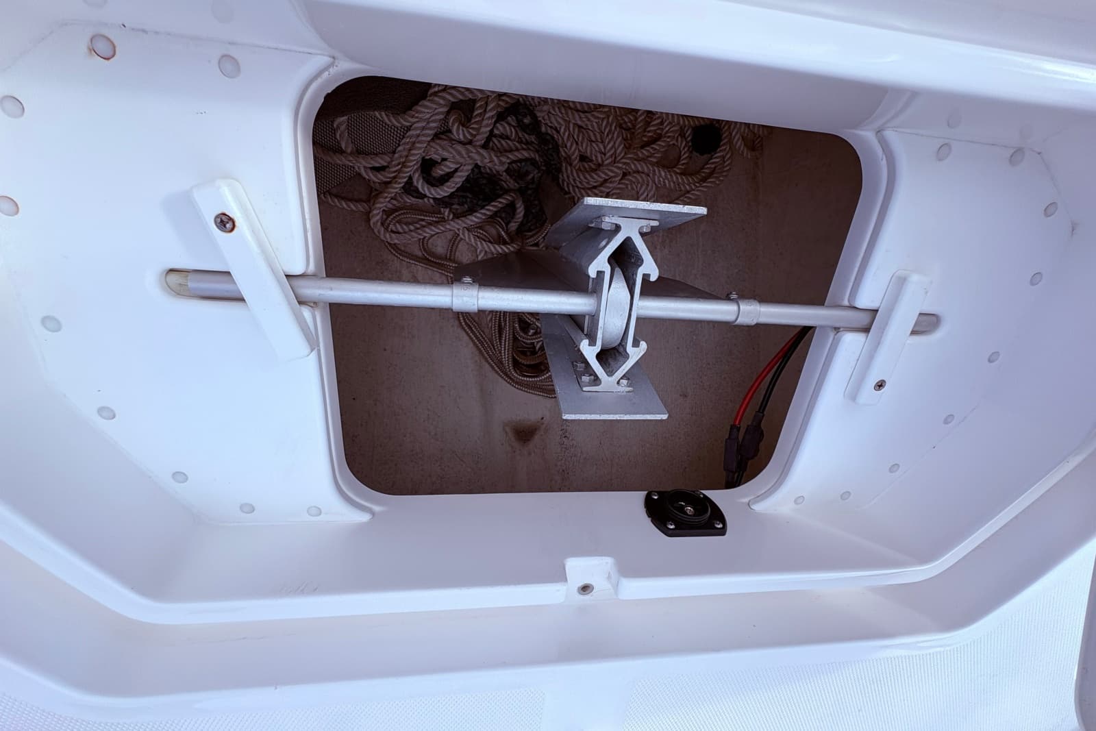 2024 Invincible 33 Catamaran