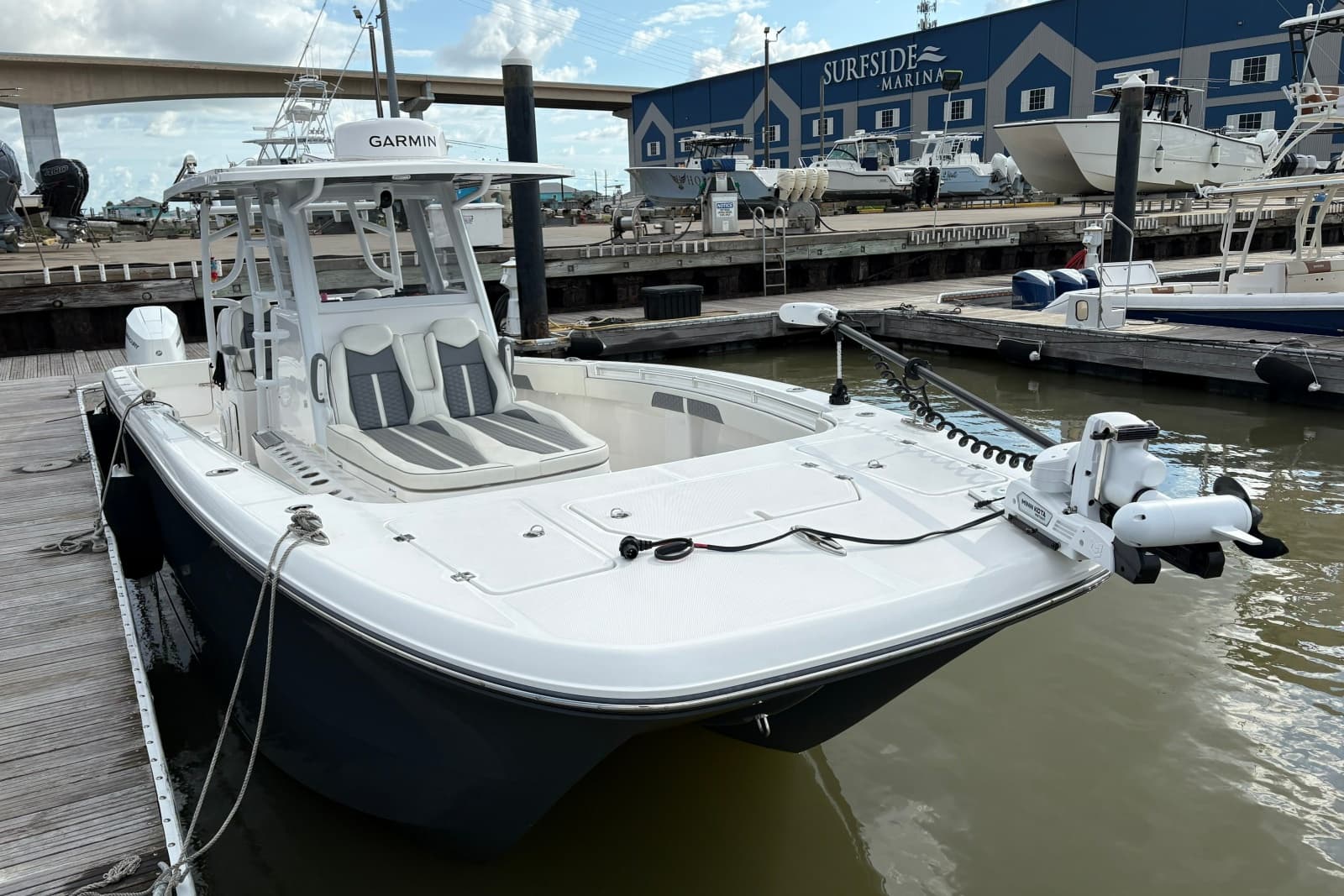 2024 Invincible 33 Catamaran