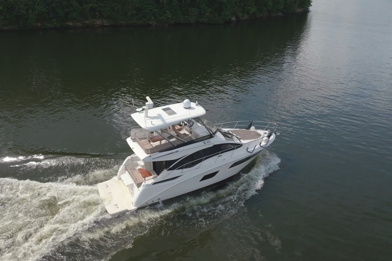 2017 Sea Ray Fly 400