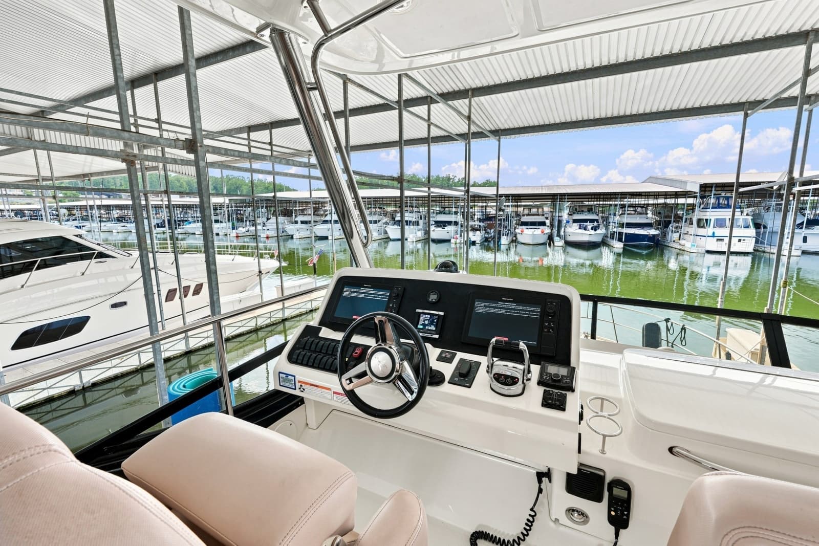 2017 Sea Ray Fly 400