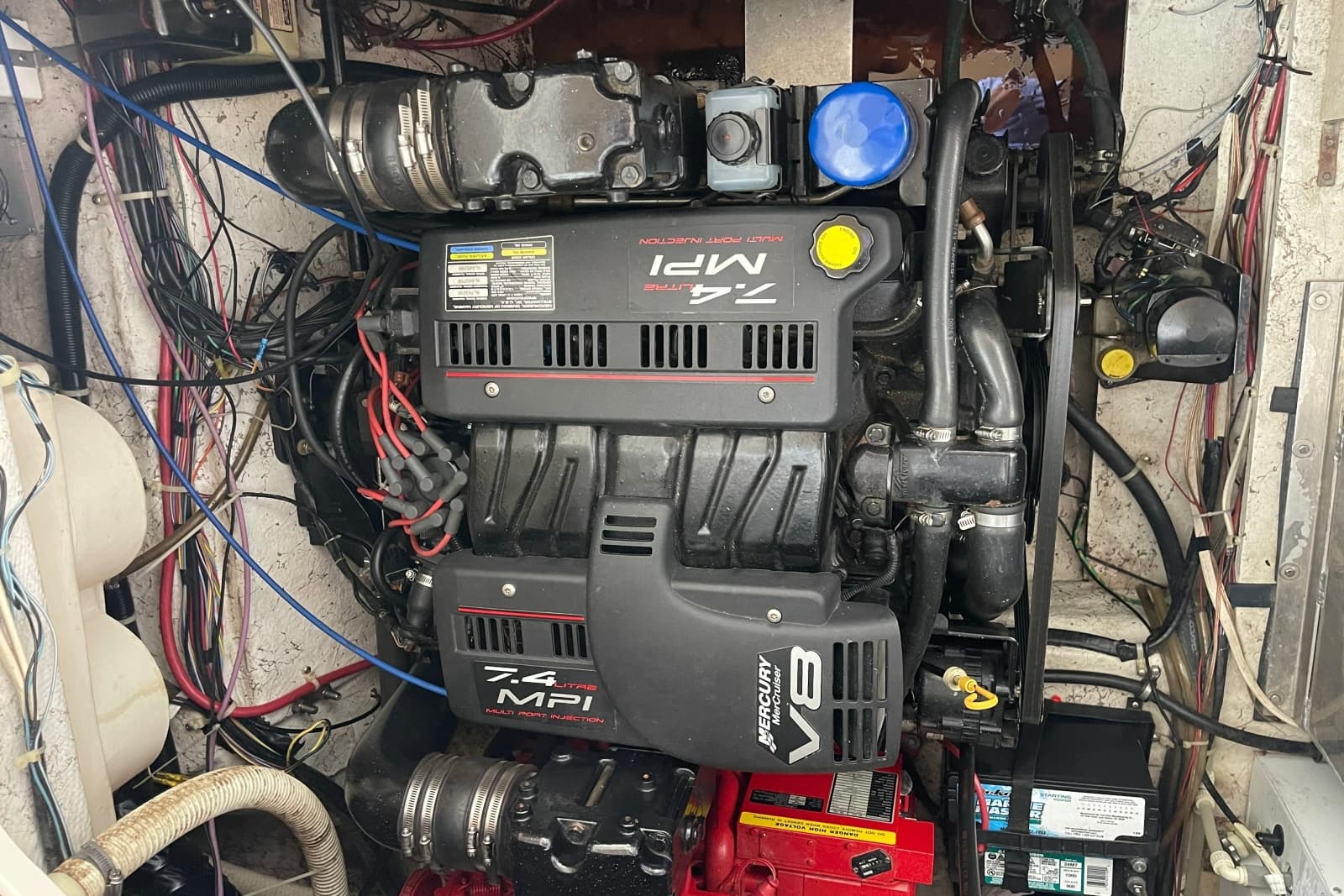 2000 Maxum 3300 SCR