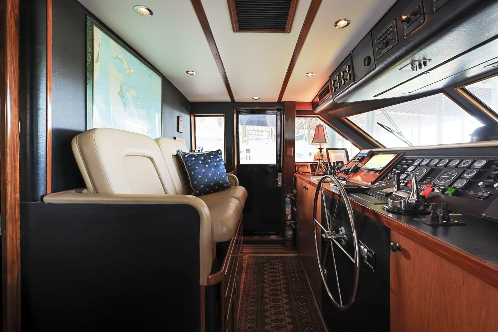 1989 Hatteras 74 Cockpit Motor Yacht