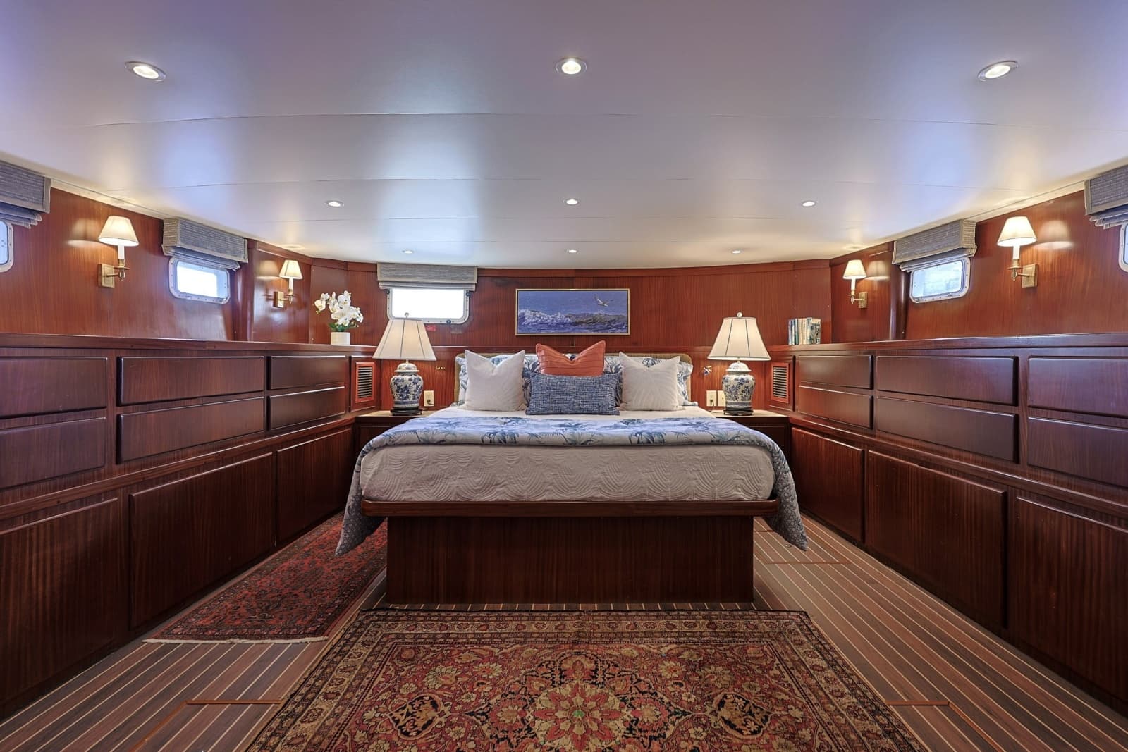 1989 Hatteras 74 Cockpit Motor Yacht