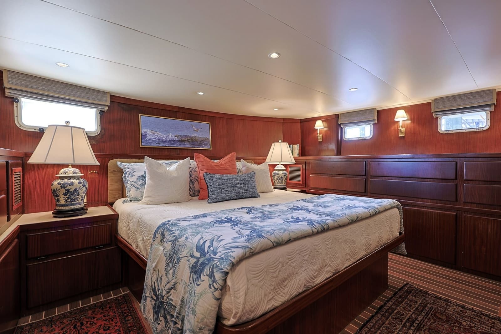 1989 Hatteras 74 Cockpit Motor Yacht