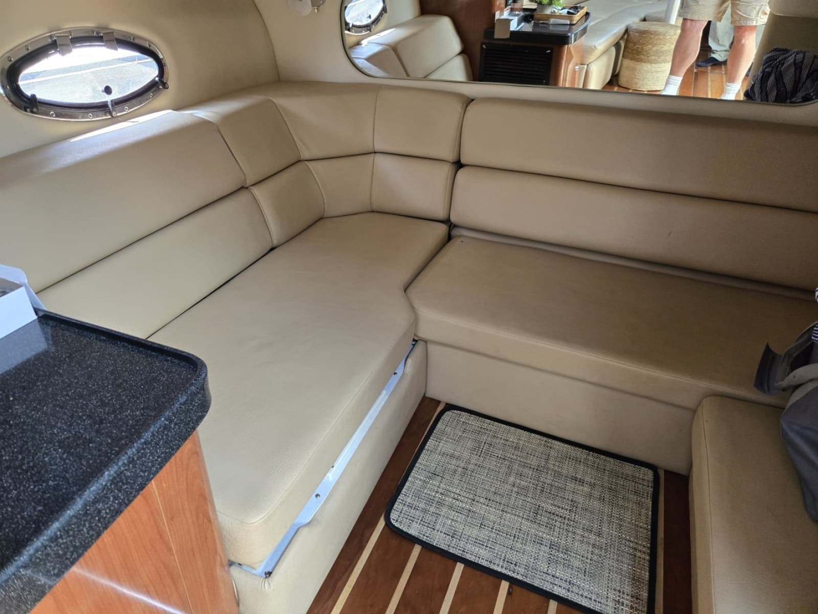 2010 Regal 3760