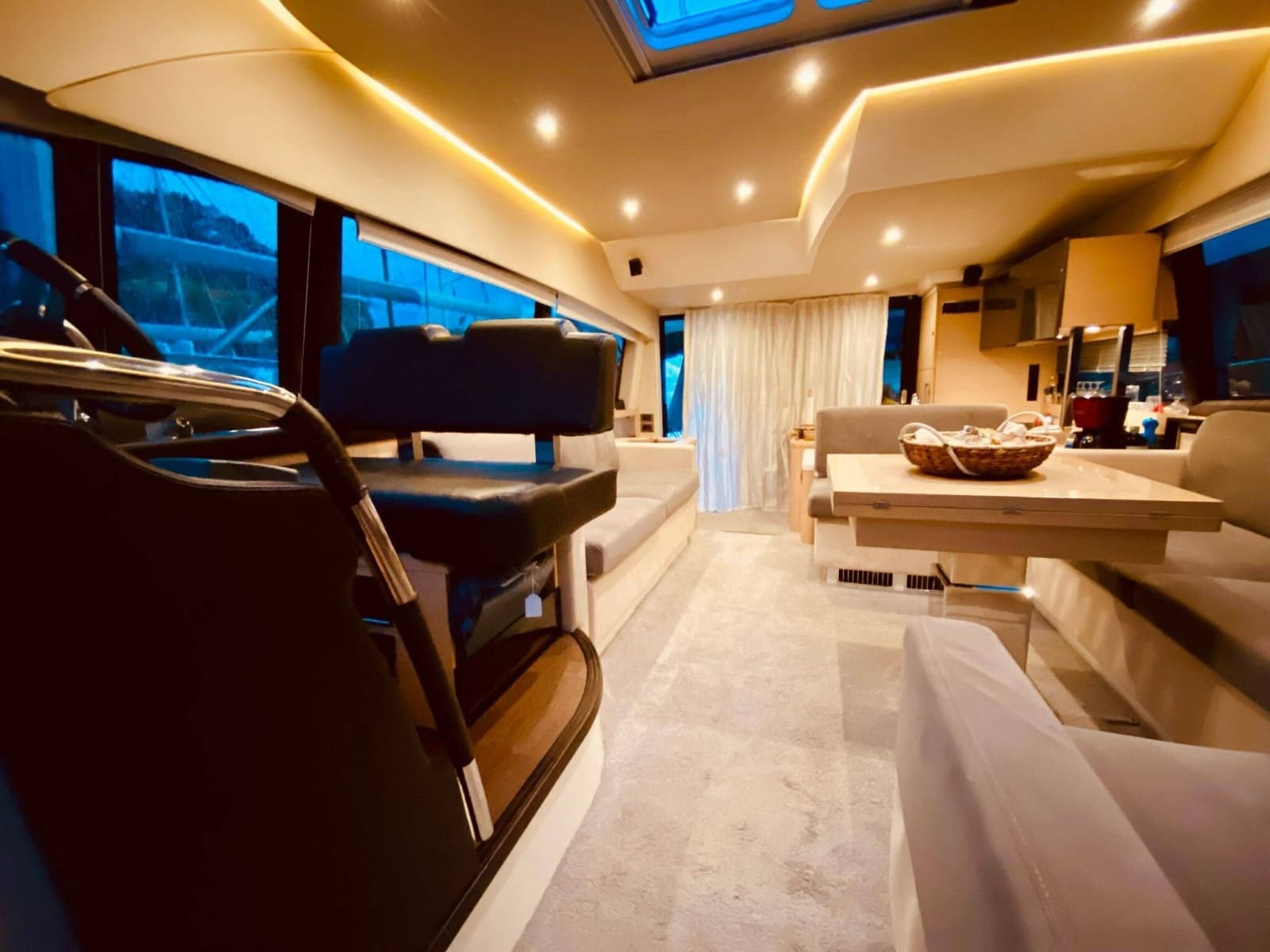 2016 Prestige 