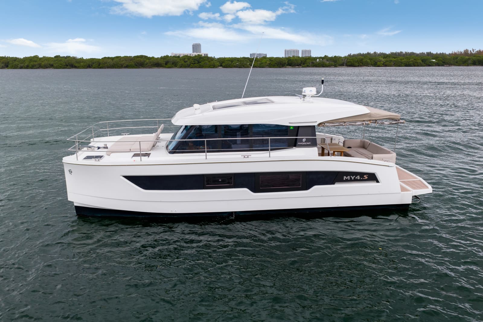 2023 Fountaine Pajot MY4.S