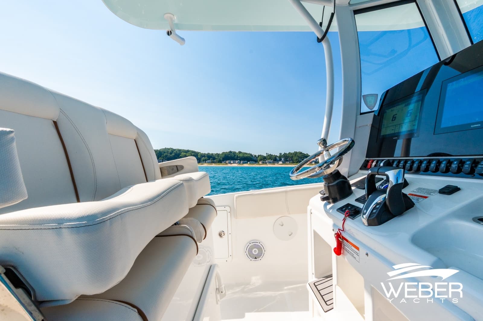 2022 Sea Hunt 305 Ultra SE